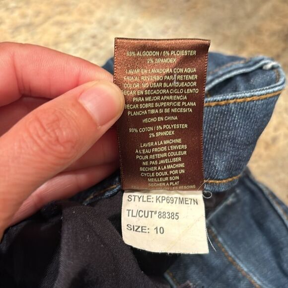 Kut from the Kloth Farrah Baby Bootcut size 10 jeans - Picture 15 of 15